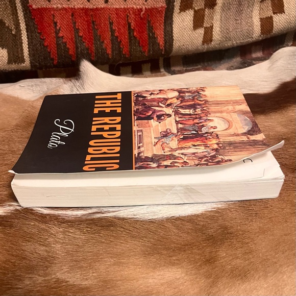 “The Republic” by Plato philosophy classic literature book - Picture 8 of 14